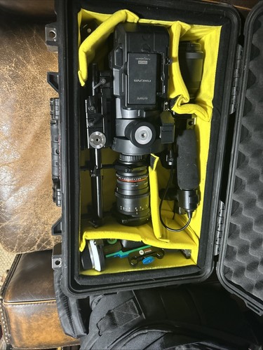 Sony nex 700 with atom - sony,
